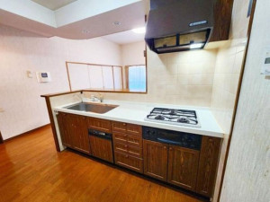 北九州市門司区上馬寄、中古マンションのキッチン画像です
