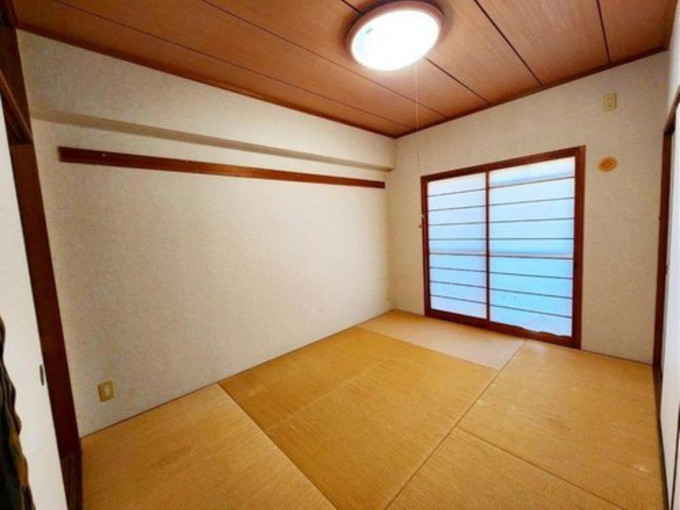 北九州市門司区上馬寄、中古マンションの内装画像です