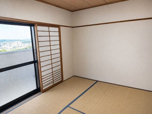 北九州市門司区大里桃山町、中古マンションの内装画像です