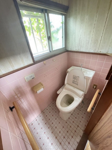 北九州市門司区吉志、中古一戸建てのトイレ画像です