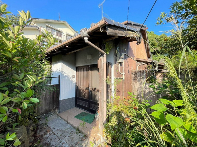 北九州市門司区花月園、中古一戸建ての外観画像です