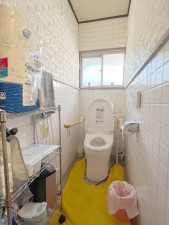 北九州市門司区上藤松、中古一戸建てのトイレ画像です