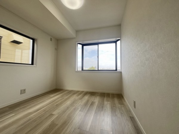 藤沢市鵠沼藤が谷、中古一戸建ての画像です