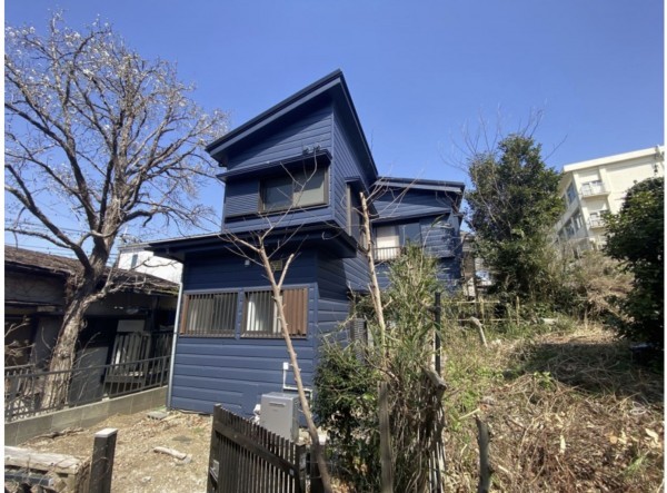藤沢市城南、中古一戸建ての外観画像です