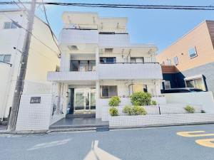 藤沢市本町、中古マンションの外観画像です