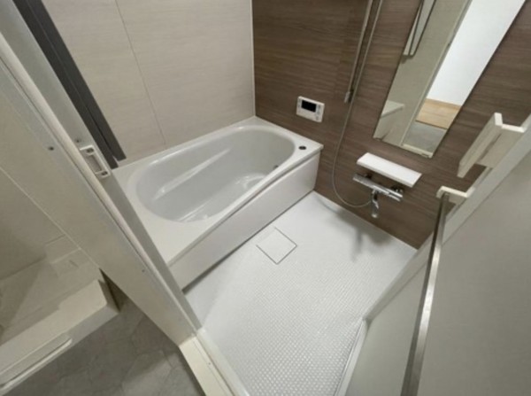 藤沢市大庭、中古マンションの風呂画像です