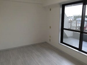 藤沢市藤沢、中古マンションの内装画像です