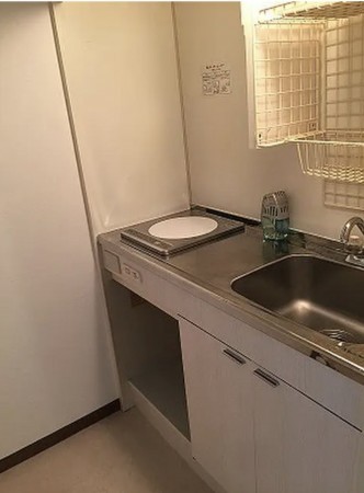 藤沢市藤沢、中古マンションのキッチン画像です