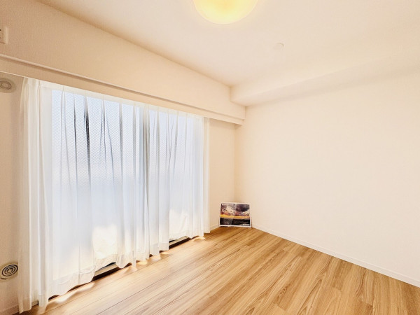 藤沢市鵠沼藤が谷、中古マンションの子ども部屋画像です