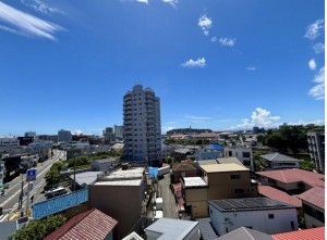 藤沢市片瀬、中古マンションのバルコニー画像です
