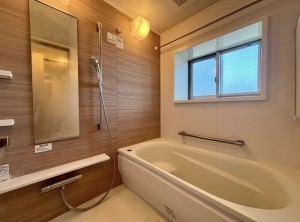 藤沢市片瀬、中古マンションの風呂画像です