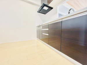 藤沢市善行坂、中古マンションのキッチン画像です