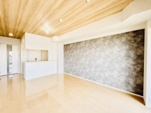 藤沢市善行坂、中古マンションの居間画像です