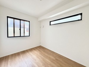 藤沢市善行、新築一戸建ての寝室画像です