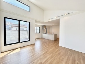 藤沢市善行、新築一戸建ての居間画像です