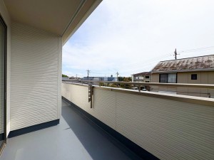 藤沢市大庭、新築一戸建てのバルコニー画像です