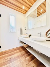 藤沢市片瀬、新築一戸建ての洗面画像です