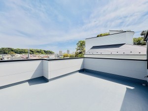 藤沢市片瀬、新築一戸建てのバルコニー画像です