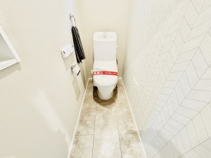 藤沢市片瀬、新築一戸建てのトイレ画像です