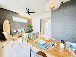 藤沢市片瀬、新築一戸建ての居間画像です