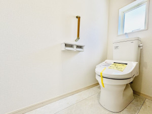 藤沢市鵠沼海岸、新築一戸建てのトイレ画像です