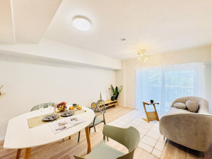 藤沢市亀井野、中古マンションの居間画像です
