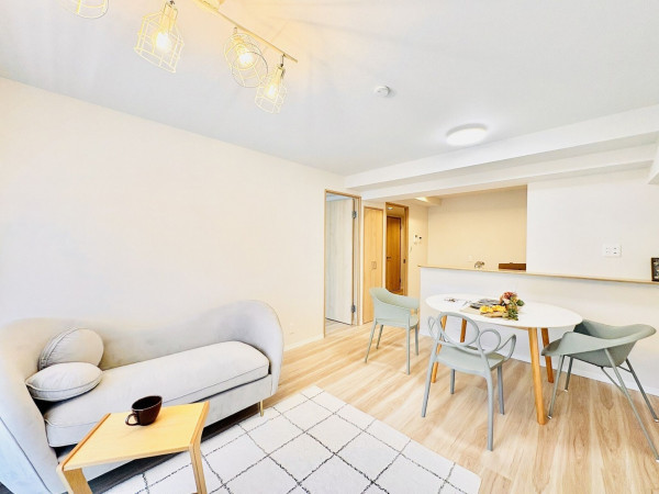 藤沢市亀井野、中古マンションの居間画像です