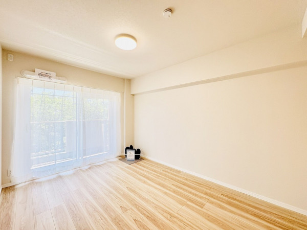 藤沢市亀井野、中古マンションの寝室画像です