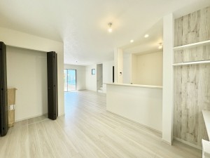 藤沢市善行、新築一戸建ての居間画像です