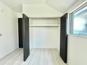 藤沢市善行、新築一戸建ての収納画像です