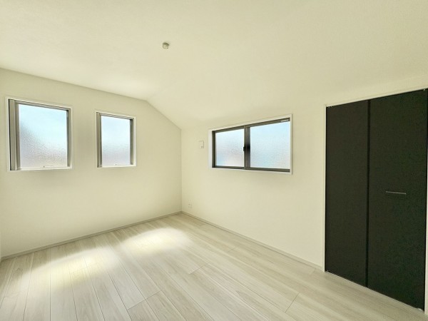 藤沢市善行、新築一戸建ての子ども部屋画像です