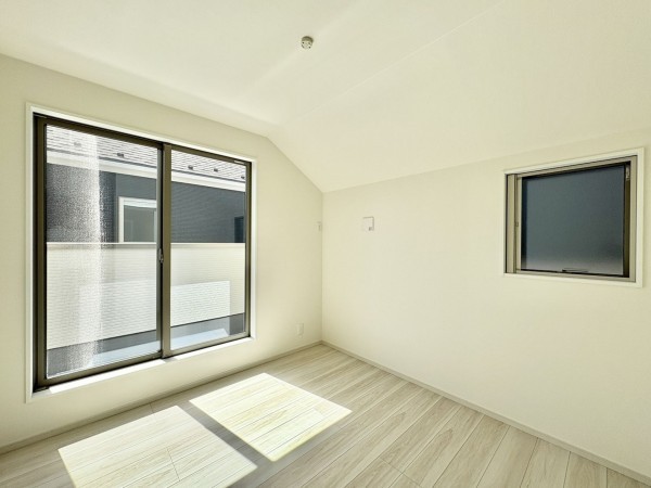 藤沢市善行、新築一戸建ての子ども部屋画像です