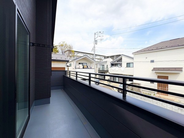 藤沢市大庭、新築一戸建てのバルコニー画像です