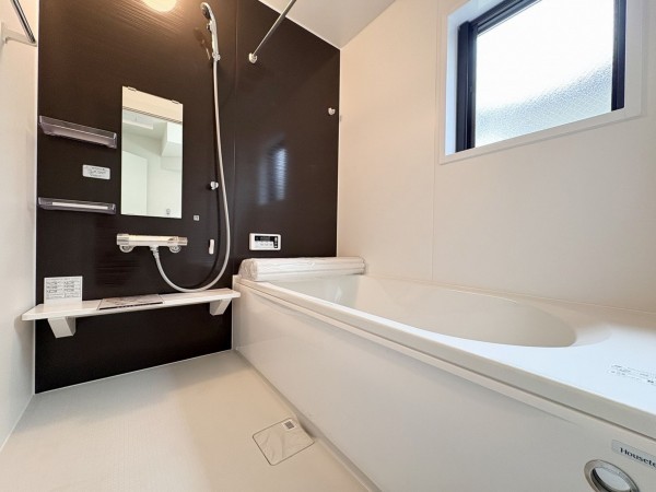 藤沢市大庭、新築一戸建ての風呂画像です