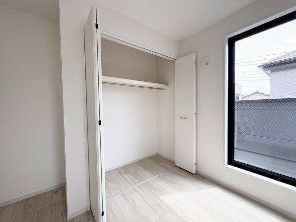 藤沢市大庭、新築一戸建ての収納画像です