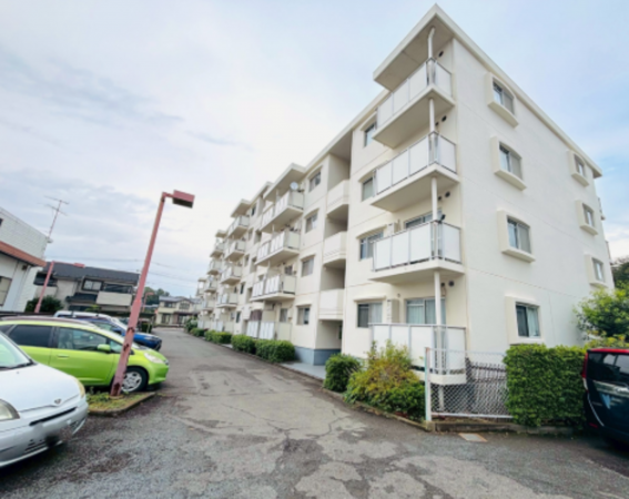 藤沢市鵠沼神明、中古マンションの画像です