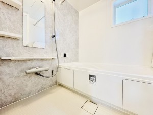 藤沢市片瀬山、新築一戸建ての風呂画像です