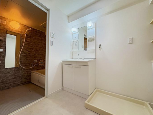 藤沢市辻堂西海岸、中古マンションの画像です