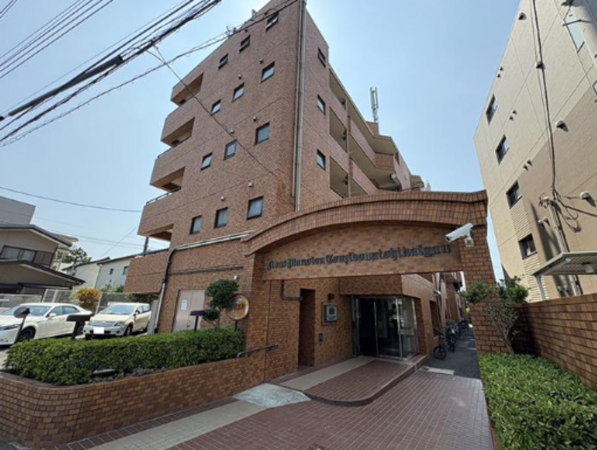 藤沢市辻堂西海岸、中古マンションの外観画像です