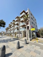 藤沢市鵠沼海岸、中古マンションの外観画像です