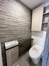 藤沢市鵠沼海岸、中古マンションのトイレ画像です