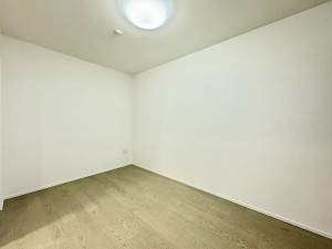 藤沢市鵠沼海岸、中古マンションの寝室画像です