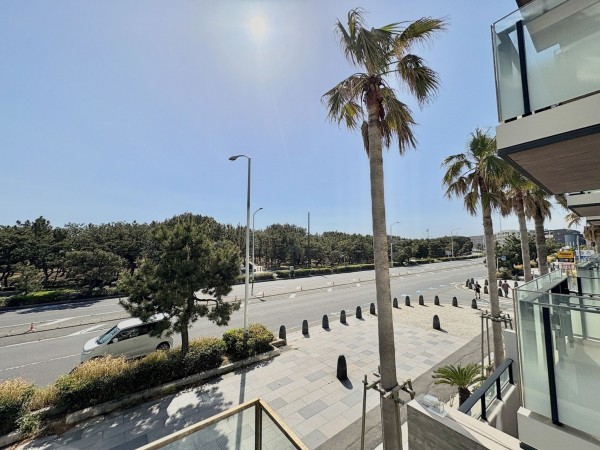 藤沢市鵠沼海岸、中古マンションの周辺の街並み画像です