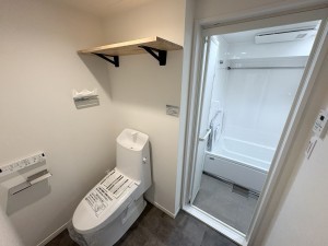 藤沢市鵠沼石上、中古マンションの風呂画像です