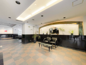 藤沢市片瀬、中古マンションのエントランス画像です