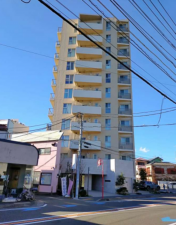 藤沢市片瀬、中古マンションの外観画像です