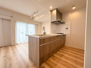 藤沢市片瀬海岸、中古マンションの画像です