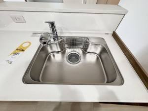 藤沢市藤沢、中古マンションのキッチン画像です