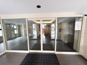 藤沢市藤沢、中古マンションのエントランス画像です