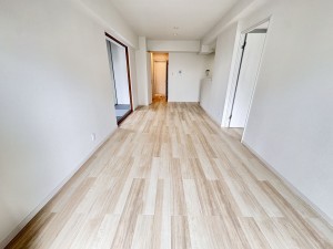 藤沢市藤沢、中古マンションの内装画像です